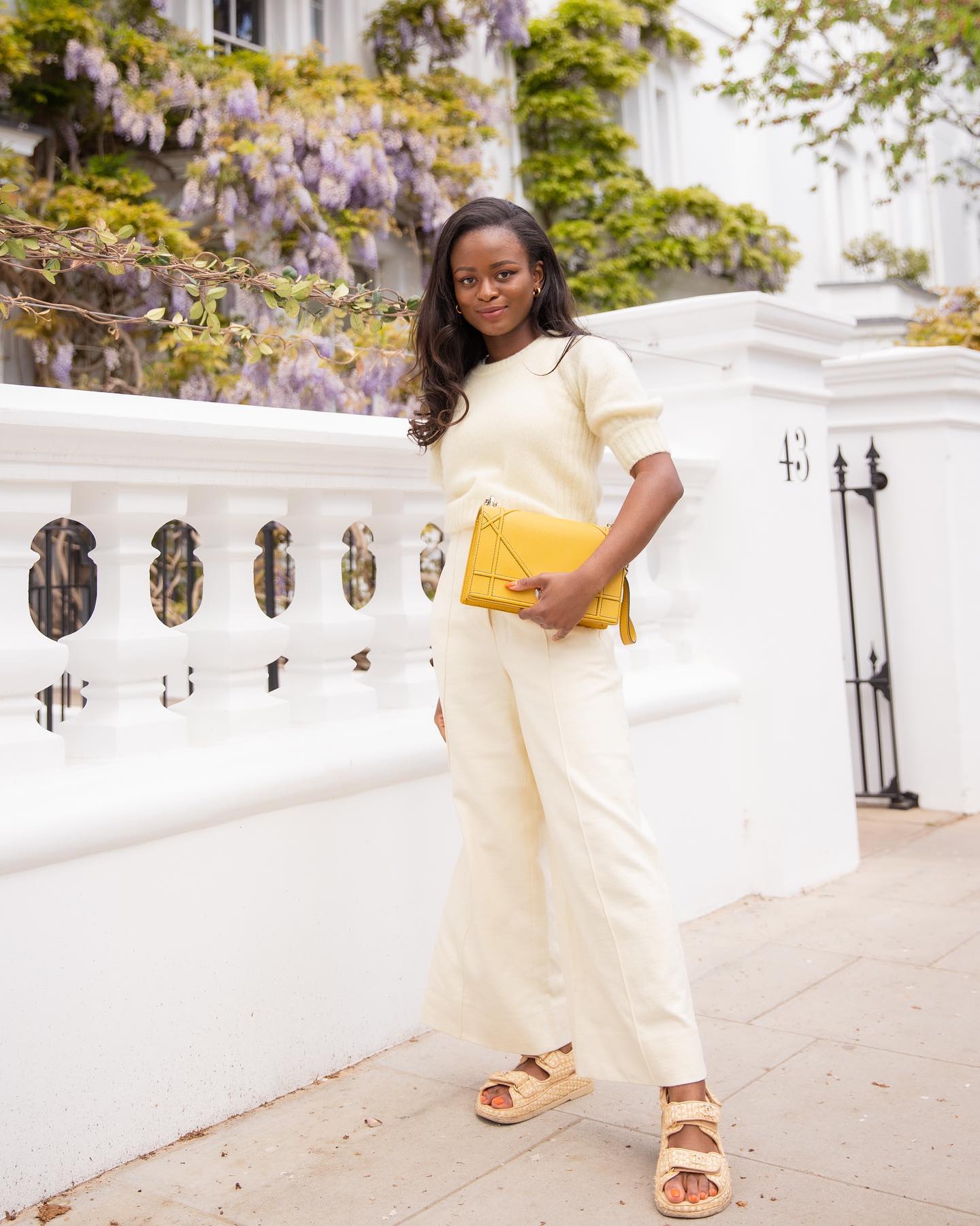 Living in Linen: 5 Ways to Style Linen Pants This Season