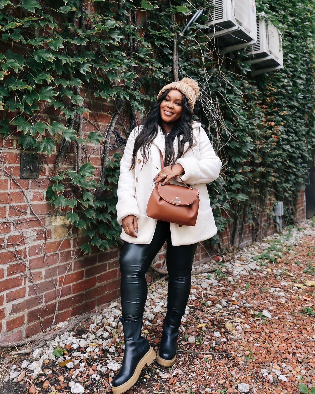 Capsule Wardrobe Edition: Essential Winter Petite Outfits To Stay Warm & Stylish In